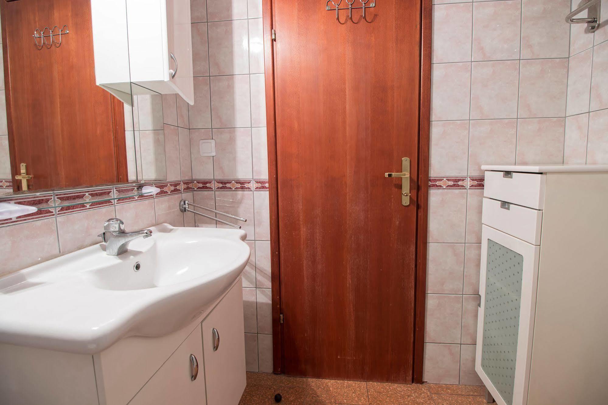 Hotel Hygge Biograd Na Moru Bagian luar foto